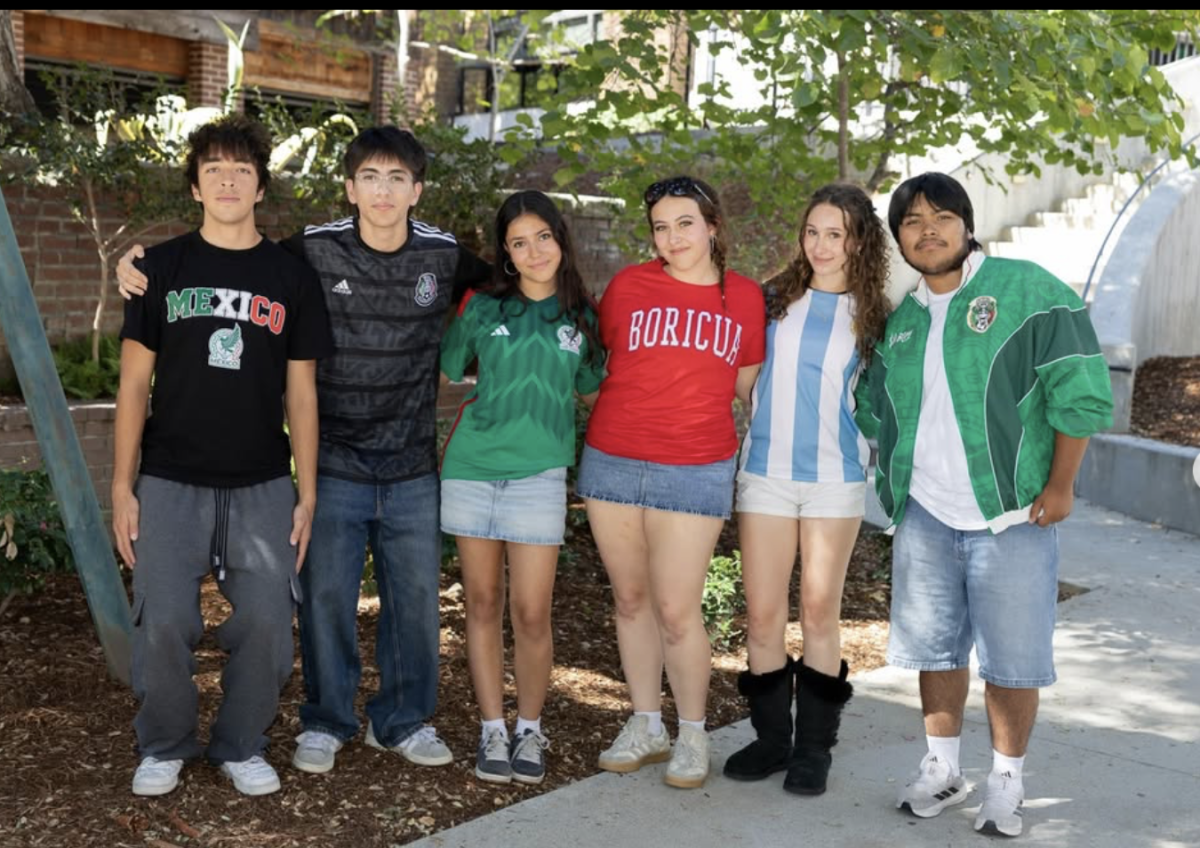 Latines Unides hosts Hispanic Heritage month assembly with guest speaker Roberta Martinez